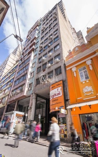 Sala Comercial à venda , 23m², Rua Vigario José Inácio, 371 no bairro Centro Histórico em Porto Alegre