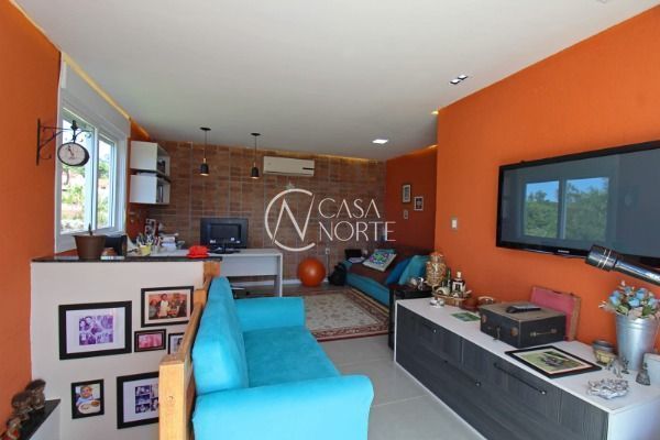 Casa de Condomínio à venda com 2 quartos, 150m², 2 suítes, 4 vagas, Rua Dea Coufal no bairro Ipanema em Porto Alegre