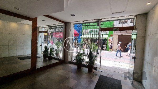 Apartamento à venda com 1 quarto, 53m², Rua Vigário José Inácio no bairro Centro Histórico em Porto Alegre