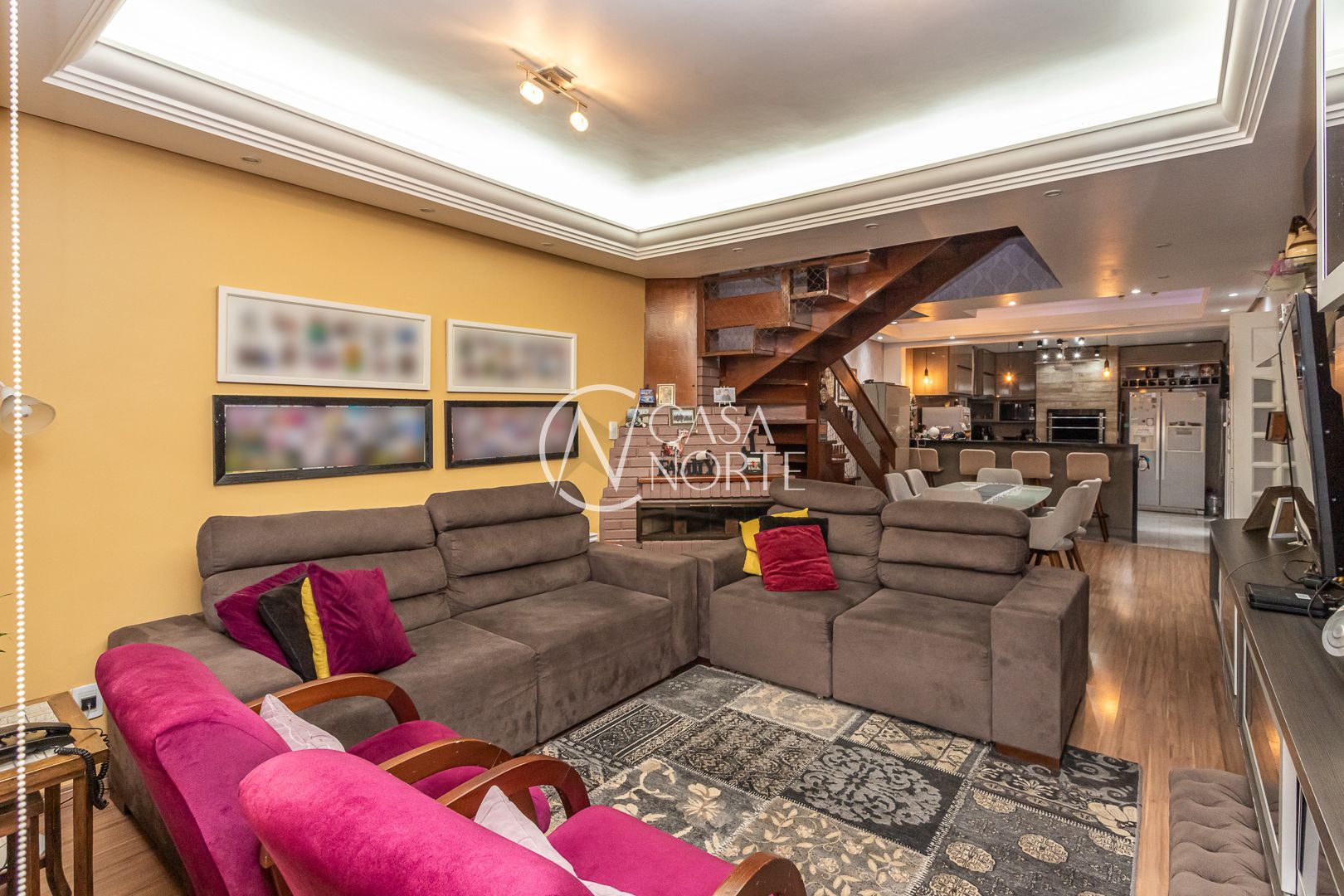 Casa à venda com 3 quartos, 239m², 1 suíte, 4 vagas, Rua Lloyd de Andrade Polidoro no bairro Ipanema em Porto Alegre