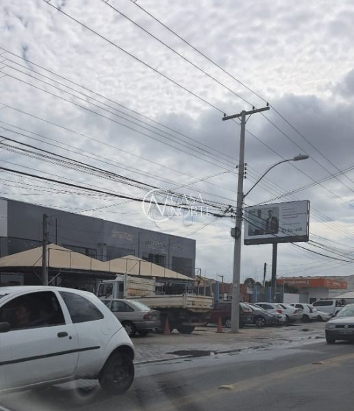 Terreno à venda , 500m², Avenida Edgar Pires de Castro no bairro Hípica em Porto Alegre
