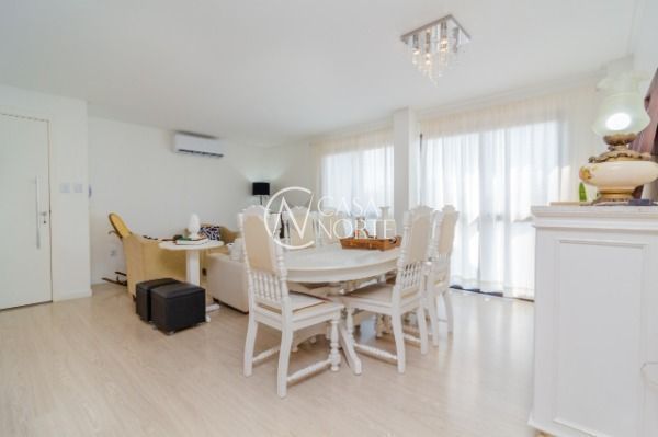 Apartamento à venda com 3 quartos, 100m², 1 suíte, 1 vaga, Rua Doutor Dias de Carvalho no bairro Tristeza em Porto Alegre