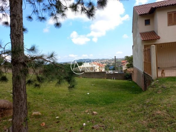 Terreno à venda , 142m², Estrada Jorge Pereira Nunes no bairro Campo Novo em Porto Alegre