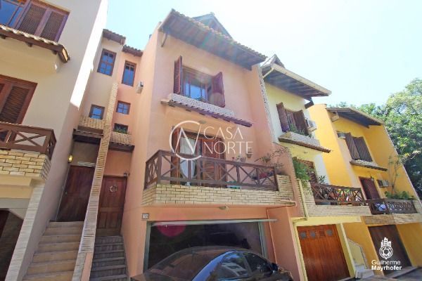 Casa de Condomínio à venda com 3 quartos, 181m², 1 suíte, 4 vagas, Rua Landel de Moura no bairro Tristeza em Porto Alegre