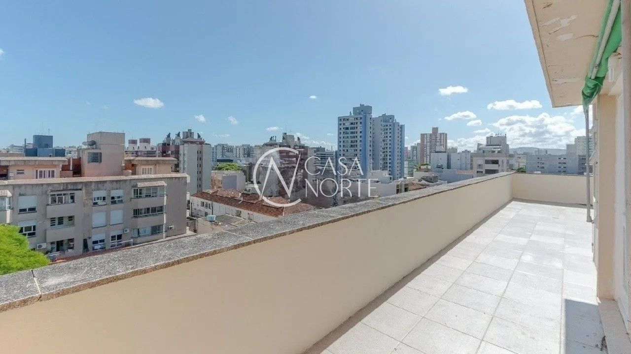 Cobertura à venda com 2 quartos, 150m², 1 suíte, 1 vaga, Avenida Getúlio Vargas no bairro Menino Deus em Porto Alegre