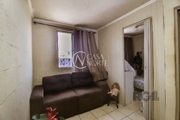 Apartamento à venda com 2 quartos, 36m², Rua Atílio Supertti no bairro Vila Nova em Porto Alegre