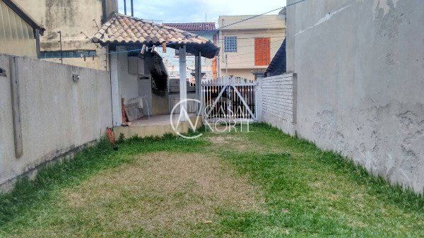 Casa de Condomínio à venda com 2 quartos, 72m², Avenida da Serraria no bairro Espírito Santo em Porto Alegre