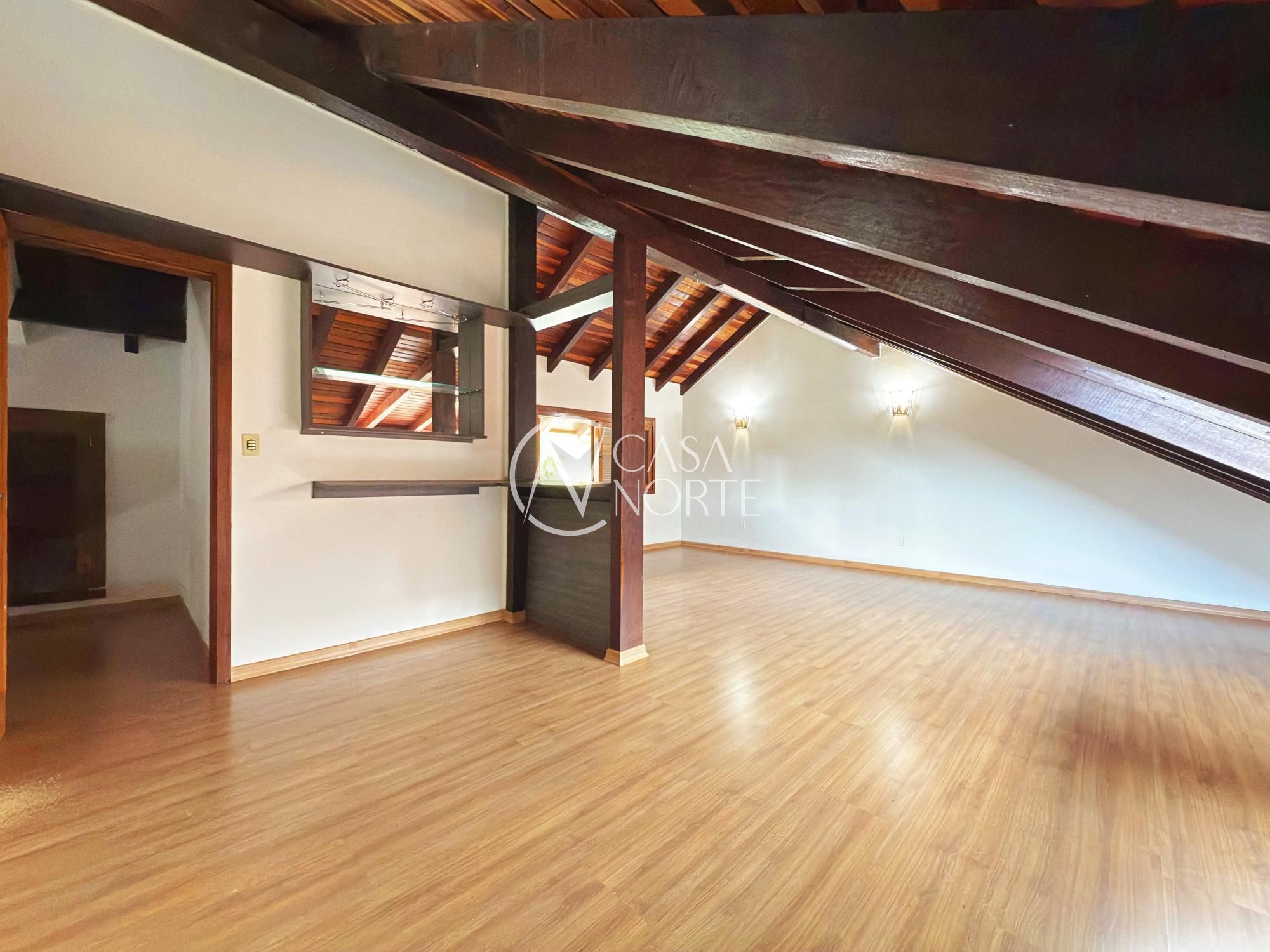 Casa de Condomínio à venda com 3 quartos, 189m², 1 suíte, 2 vagas, Avenida Oswaldo Gonçalves Cruz no bairro Ipanema em Porto Alegre