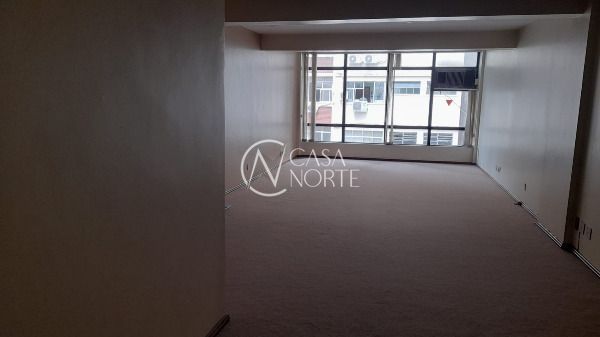 Sala Comercial à venda , 68m², Rua General Vitorino no bairro Centro Histórico em Porto Alegre
