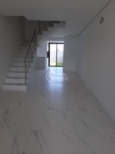 Sobrado à venda com 2 quartos, 87m², 2 suítes, 2 vagas, Rua Alvaro Pedro da Rosa no bairro Aberta dos Morros em Porto Alegre