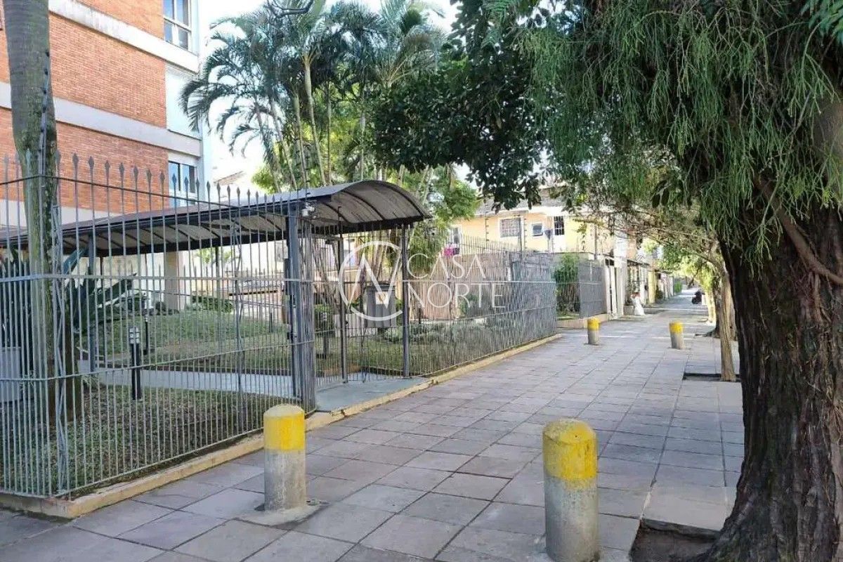 Apartamento à venda com 2 quartos, 74m², 1 vaga, Rua Barão do Triunfo no bairro Menino Deus em Porto Alegre