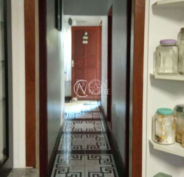 Casa à venda com 3 quartos, 80m², 2 vagas, Rua Antônio Joséphino Perrone no bairro Espírito Santo em Porto Alegre