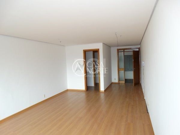 Sala Comercial à venda , 41m², Avenida Getúlio Vargas no bairro Menino Deus em Porto Alegre