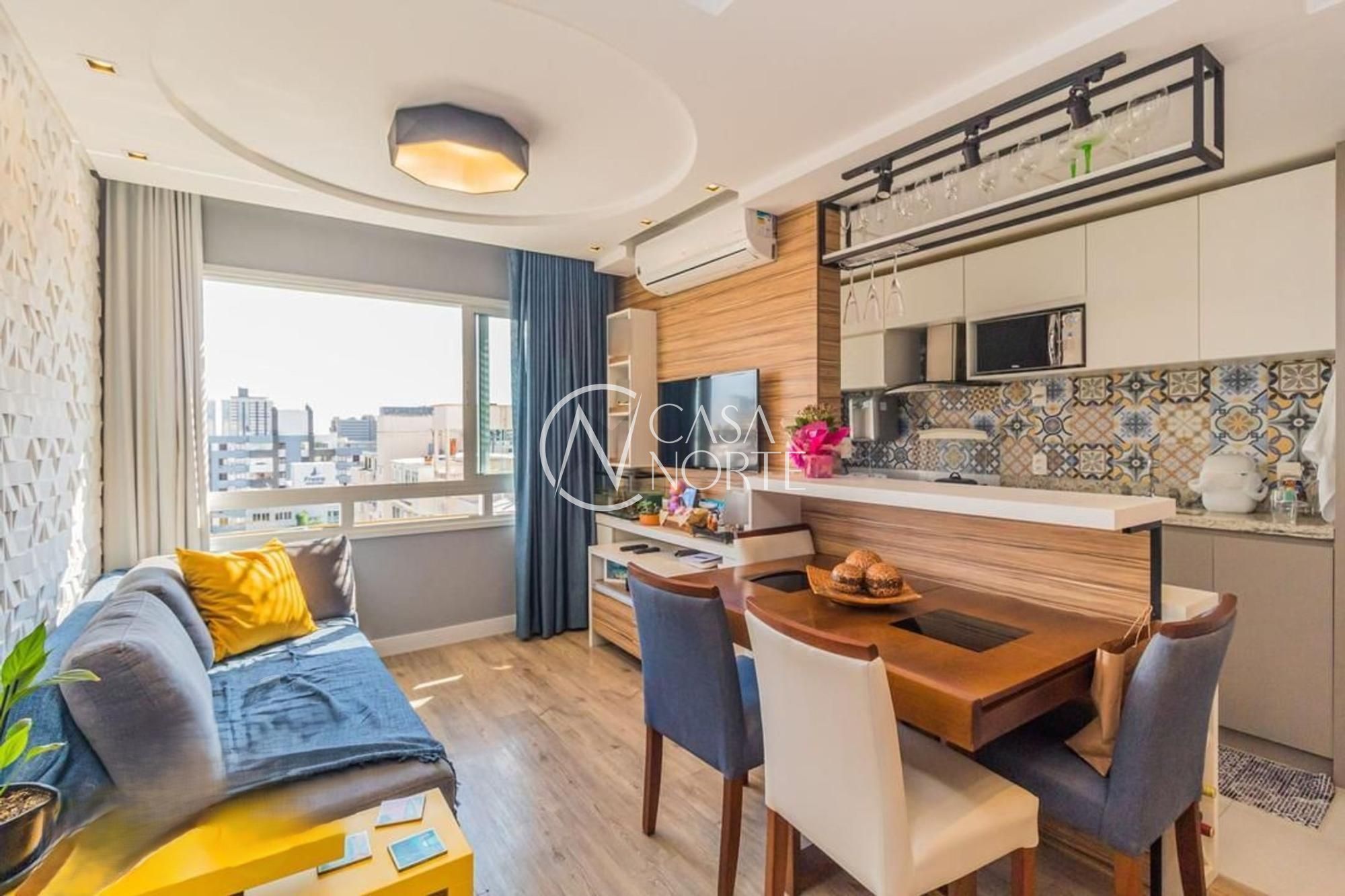 Apartamento à venda com 2 quartos, 55m², 1 suíte, 1 vaga, Rua Coronel André Belo no bairro Menino Deus em Porto Alegre