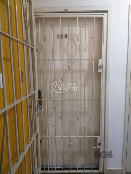 Kitnet à venda com 1 quarto, 28m², Rua Doutor Romaguera da Cunha Correa no bairro Jardim Leopoldina em Porto Alegre