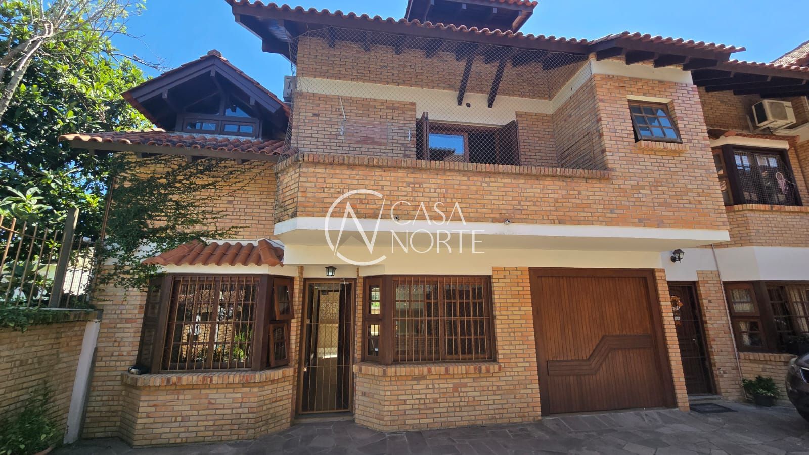 Casa de Condomínio à venda com 3 quartos, 189m², 1 suíte, 2 vagas, Avenida Oswaldo Gonçalves Cruz no bairro Ipanema em Porto Alegre