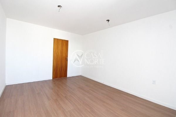 Casa à venda com 2 quartos, 154m², 1 suíte, 2 vagas, Rua Lopo Gonçalves no bairro Cidade Baixa em Porto Alegre