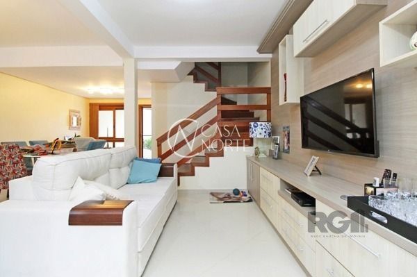 Casa de Condomínio à venda com 3 quartos, 133m², 1 suíte, 2 vagas, Rua Liberal no bairro Tristeza em Porto Alegre