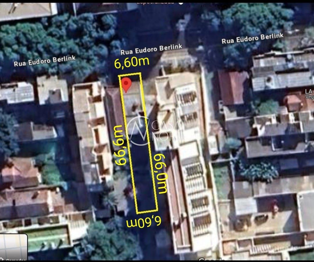 Casa à venda com 3 quartos, 180m², 2 vagas, Rua Eudoro Berlink no bairro Auxiliadora em Porto Alegre