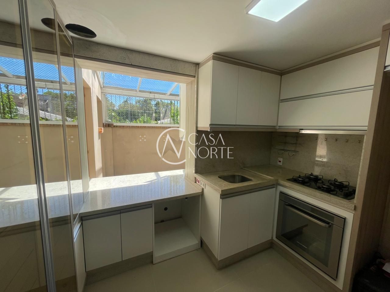 Casa de Condomínio à venda com 3 quartos, 189m², 1 suíte, 2 vagas, Avenida Oswaldo Gonçalves Cruz no bairro Ipanema em Porto Alegre