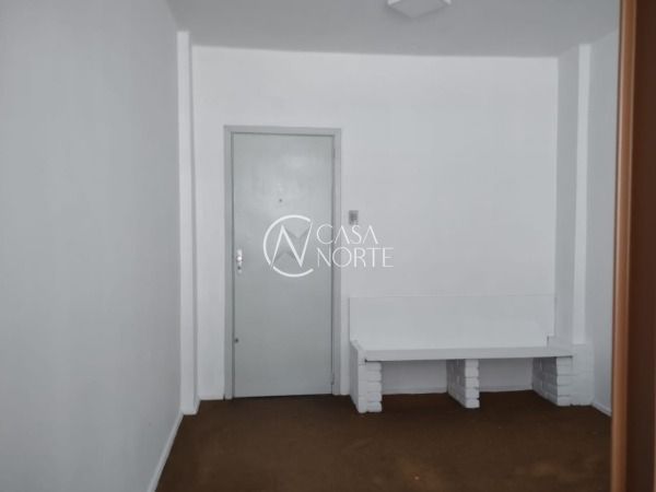 Sala Comercial à venda , 23m², Rua Vigario José Inácio, 371 no bairro Centro Histórico em Porto Alegre