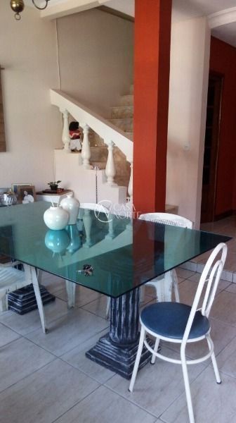 Casa de Condomínio à venda com 2 quartos, 125m², 2 suítes, 1 vaga, Avenida da Serraria no bairro Espírito Santo em Porto Alegre