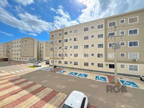 Apartamento à venda com 2 quartos, 40m², 1 vaga, Rua Sete Mil e Oito no bairro Restinga em Porto Alegre