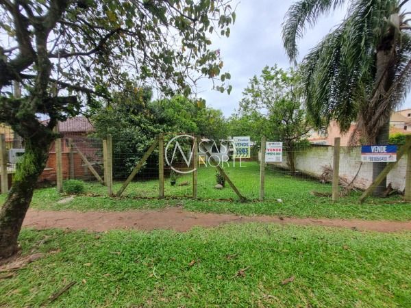 Casa à venda , 180m², Avenida Orleaes no bairro Guarujá em Porto Alegre