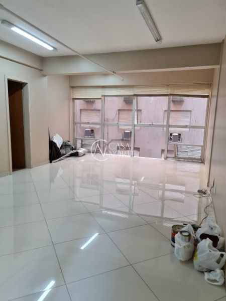 Sala Comercial à venda , 40m², Rua Jeronimo Coelho no bairro Centro Histórico em Porto Alegre