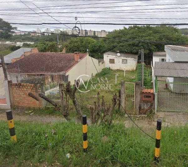 Terreno à venda , 300m², Avenida Vicente Monteggia no bairro Cavalhada em Porto Alegre