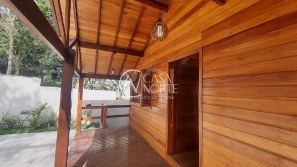 Casa à venda com 4 quartos, 90m², 2 vagas, Avenida Joaquim Martins da Silva no bairro Belém Novo em Porto Alegre