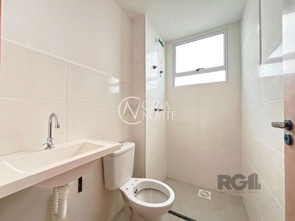 Apartamento à venda com 2 quartos, 50m², 1 vaga, Rua Sete Mil e Oito no bairro Restinga em Porto Alegre