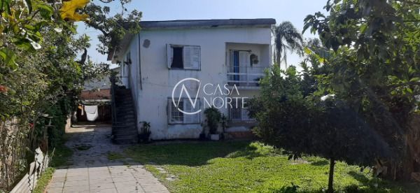Casa à venda com 4 quartos, 300m², 4 vagas, Estrada Campo Novo no bairro Ipanema em Porto Alegre