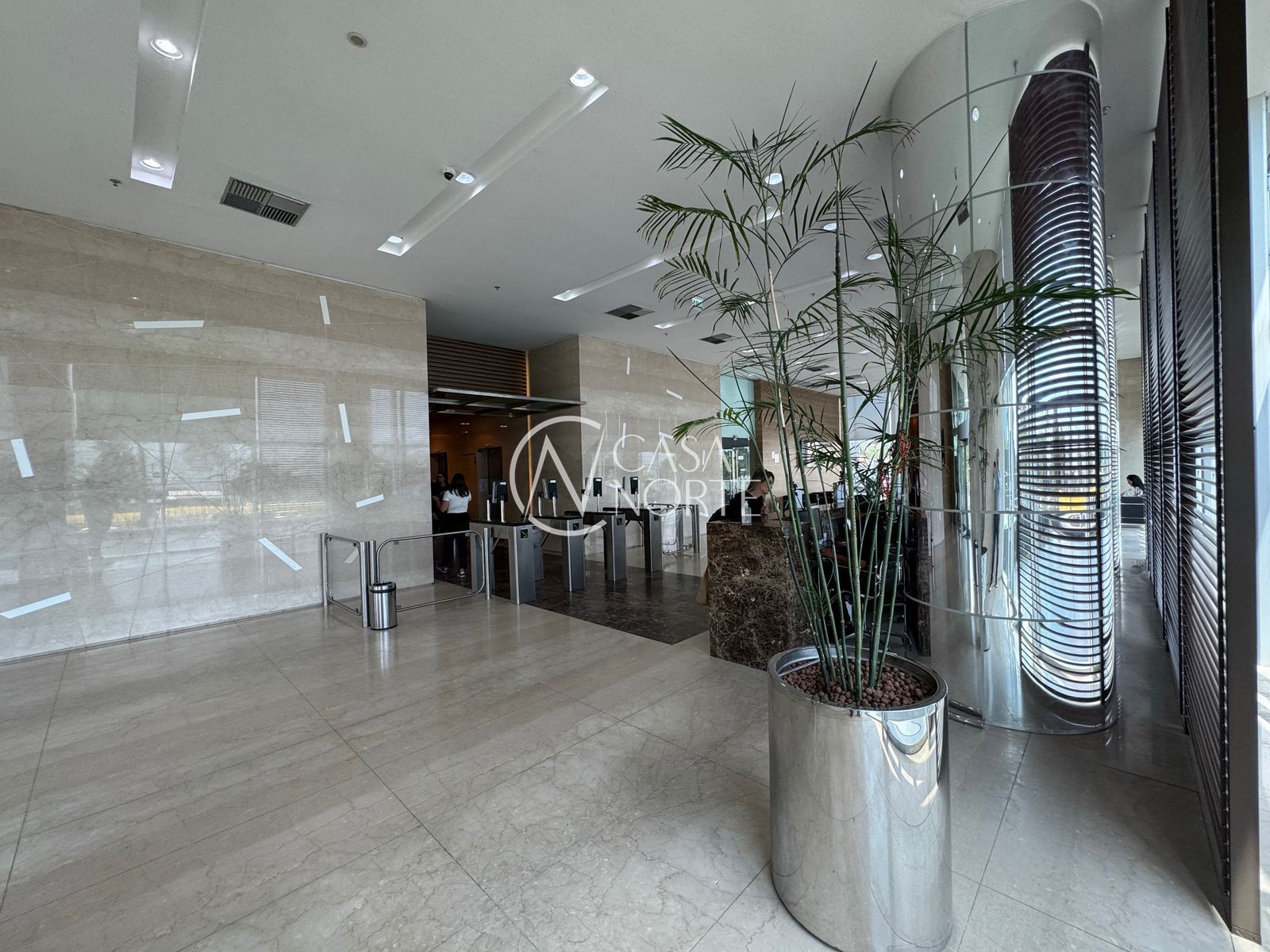 Sala Comercial à venda com 2 quartos, 43m², 1 vaga, Avenida Diário de Notícias no bairro Cristal em Porto Alegre