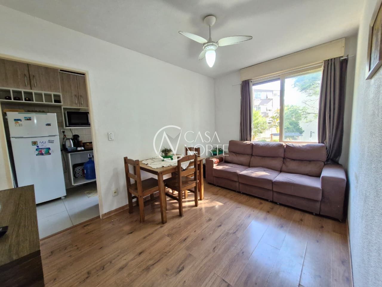 Apartamento à venda com 2 quartos, 46m², Rua Padre Ângelo Corso no bairro Cavalhada em Porto Alegre