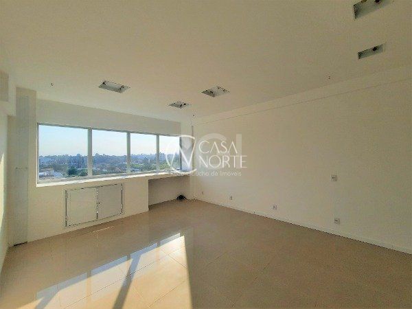 Sala Comercial à venda , 34m², Avenida Ipiranga no bairro Jardim Botânico em Porto Alegre