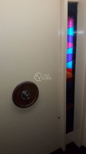 Apartamento à venda com 3 quartos, 202m², 1 suíte, 1 vaga, Rua Duque de Caxias no bairro Centro Histórico em Porto Alegre