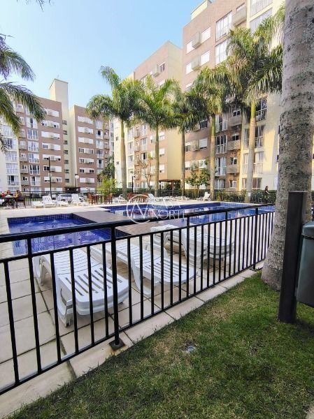 Apartamento à venda com 2 quartos, 57m², 1 suíte, 1 vaga, Rua Walton Pontes Carpes no bairro Vila Nova em Porto Alegre