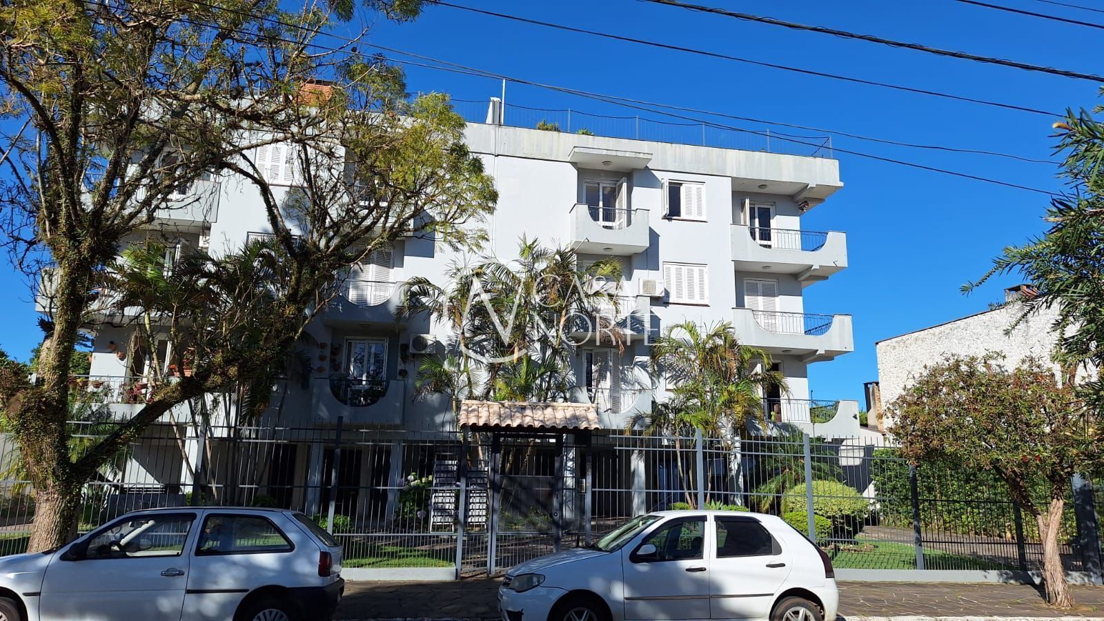 Apartamento à venda com 2 quartos, 92m², 1 vaga, Rua Erico Cramer no bairro Camaquã em Porto Alegre