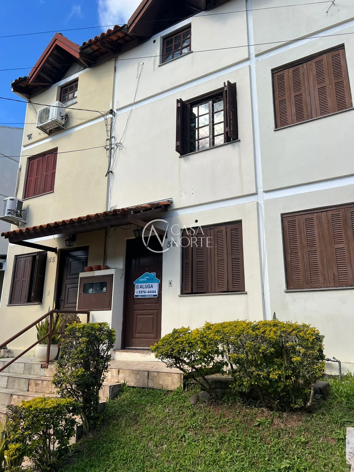 Casa de Condomínio à venda com 3 quartos, 60m², 1 vaga, Avenida Monte Cristo no bairro Vila Nova em Porto Alegre