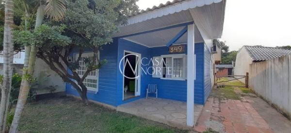 Casa à venda com 2 quartos, 120m², 1 suíte, 6 vagas, Rua Jerolomo Minuzo no bairro Vila Nova em Porto Alegre