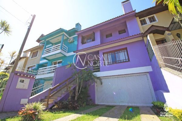 Casa à venda com 3 quartos, 205m², 1 suíte, 2 vagas, Rua Josue Guimaraes no bairro Espírito Santo em Porto Alegre