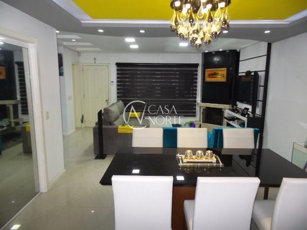 Casa à venda com 3 quartos, 290m², 1 suíte, 6 vagas, Rua Wilson Conceição Bona no bairro Aberta dos Morros em Porto Alegre