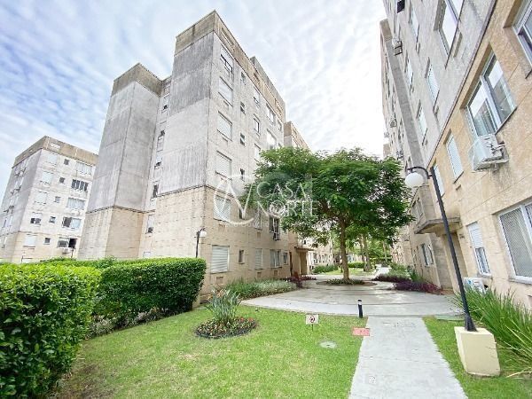 Apartamento à venda com 2 quartos, 45m², 1 vaga, Avenida Juca Batista no bairro Cavalhada em Porto Alegre
