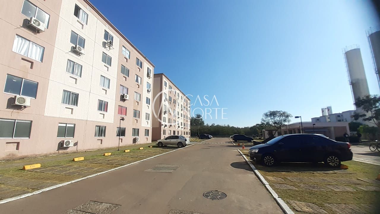 Apartamento à venda com 2 quartos, 40m², 1 vaga, Avenida Edgar Pires de Castro no bairro Hípica em Porto Alegre