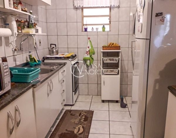 Casa de Condomínio à venda com 3 quartos, 72m², 1 suíte, 1 vaga, Avenida Monte Cristo no bairro Vila Nova em Porto Alegre