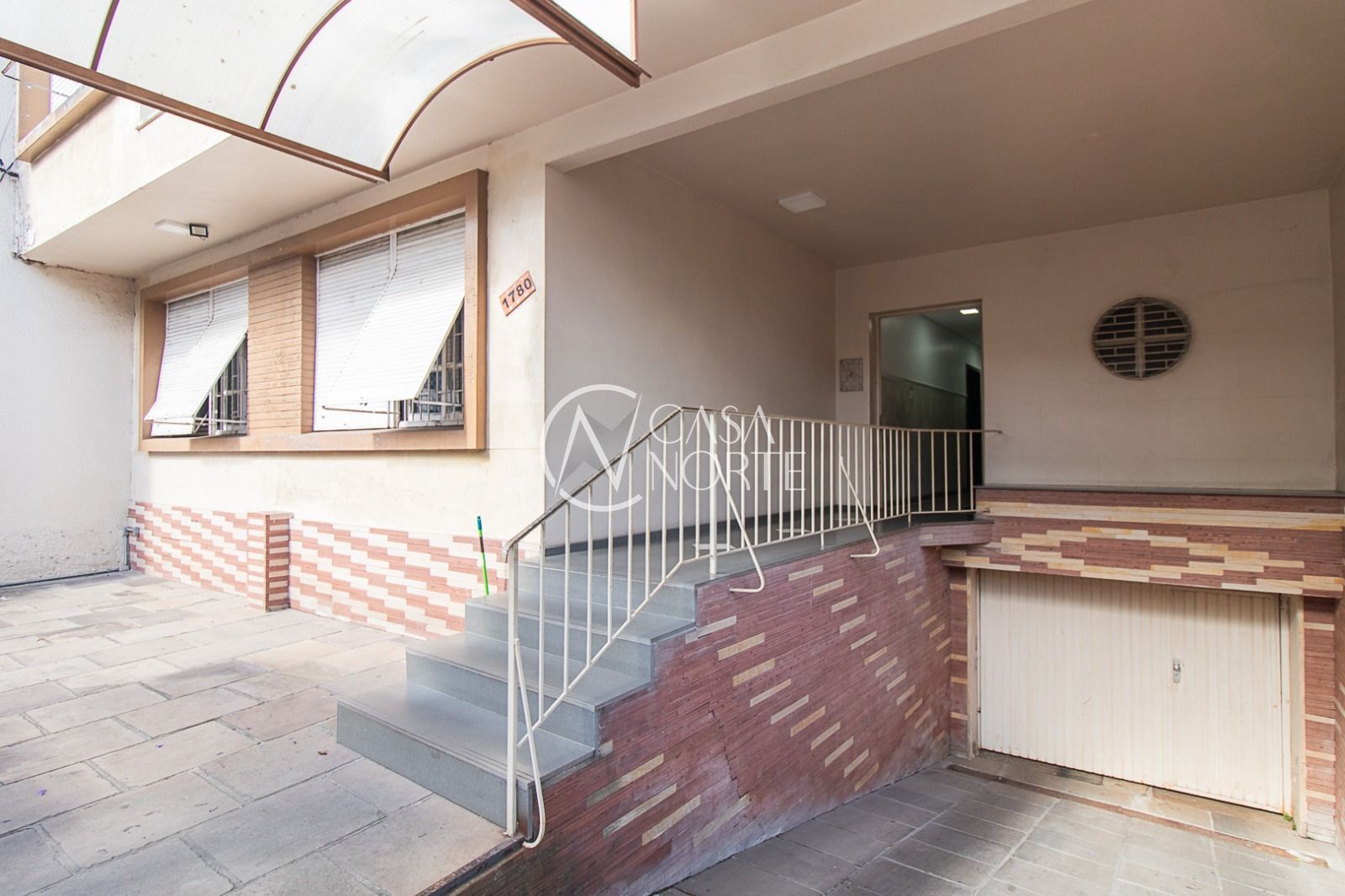 Apartamento à venda com 2 quartos, 105m², 1 suíte, 1 vaga, Rua General Lima e Silva no bairro Cidade Baixa em Porto Alegre