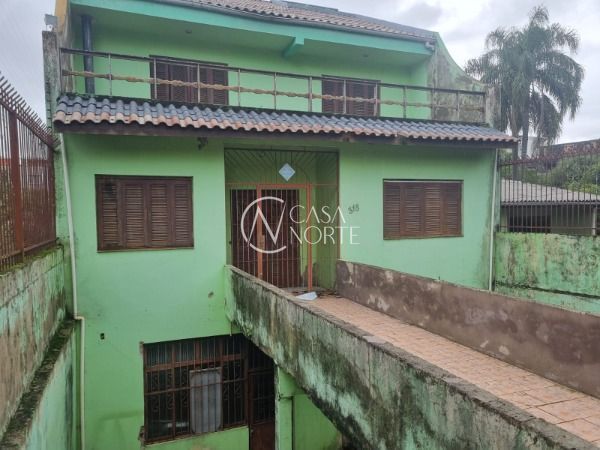 Sobrado à venda com 5 quartos, 340m², 4 vagas, Rua Intendente Alfredo Azevedo no bairro Glória em Porto Alegre