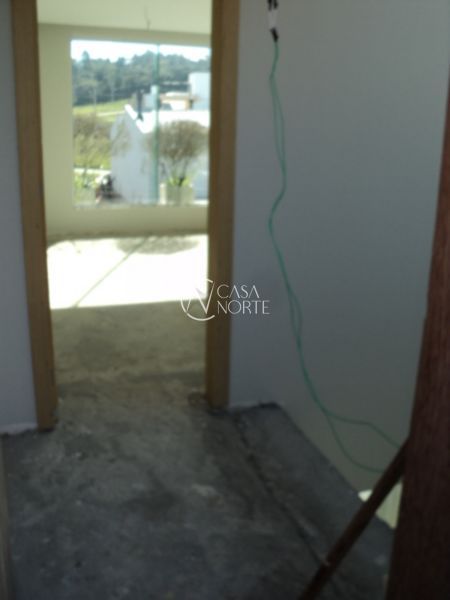 Casa à venda com 3 quartos, 160m², 1 suíte, 2 vagas, Rua Roberto Santini no bairro Aberta dos Morros em Porto Alegre