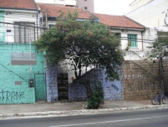 Terreno à venda , 151m², Avenida Protásio Alves no bairro Petrópolis em Porto Alegre